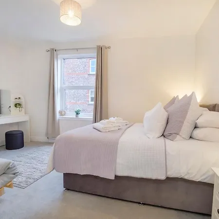 Historic House In The Heart Of Centre With Free Parking Holiday home *