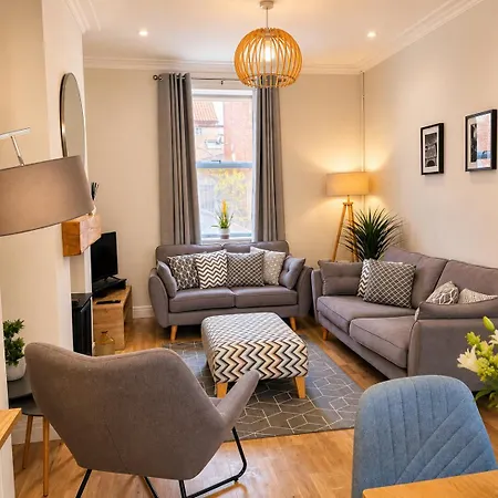 Historic House In The Heart Of Centre With Free Parking * York