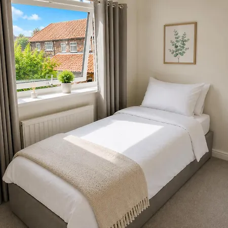 Holiday home Historic House In The Heart Of Centre With Free Parking
